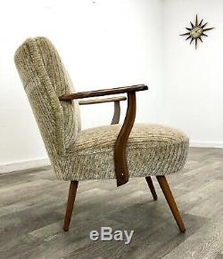 Art Deco Odeon style cocktail arm chair. Vintage mid-century