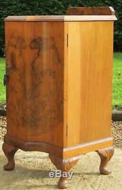 Beautiful Pair of Art Deco Burr Walnut Bedside Cabinets Side Tables Cupboards
