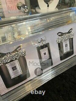 Black and white 3D perfume picture with mirrored frame, designer perfume pic