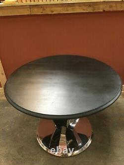Deco Style Round Center/dining table with stylish chrome base W105cm x H77