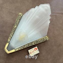 French Antique Art Deco Style Brass & Cast Frosted Glass Wall Light Sconce