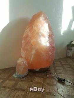 Premium Quality Pure White Himalayan Salt Lamp 20-25 kg with all fitting