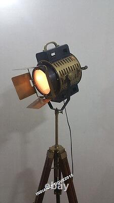 Spotlight Floor lamp Antique Floor Lamp, Spot Light with Tripod stand