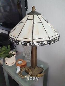 Stunning Pair Of Tiffany Style Table Lamps, Stained Pearl Design Glass Shades