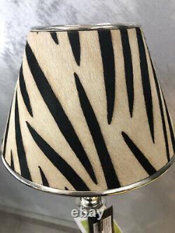 Table lamp with zebra umbrella