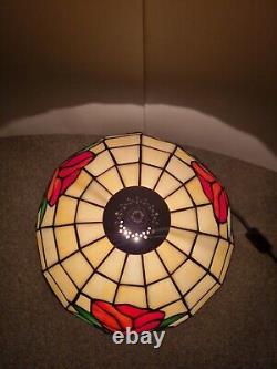Tiffany Style Lamp Stained Glass Floral Shade Art Nouveau 18.5 Tall Sculpture