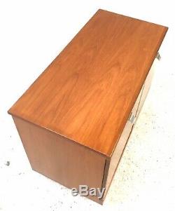 Vintage Retro Mid Century 1960s WHITE & NEWTON Compact Teak Sideboard LP Cabinet