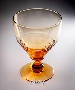 6 Verres à vin en cristal Stuart en ambre antique motif 'Stratford' style Art Déco des années 1920