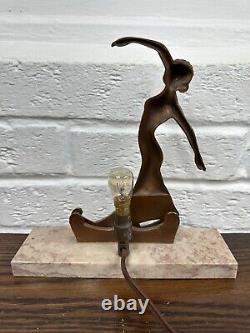 Alabasta Dame Lampe Art Déco Figurine en Spelter