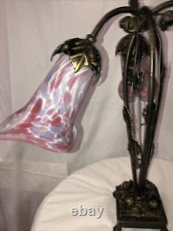 Art Deco Style Handmade Wrought Table D'iron Lampe 3 Glasses Blown Pink/white
