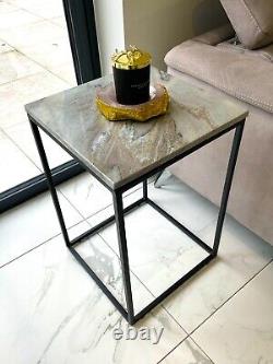 Authentique paire de tables basses et d'appoint en marbre gris contemporain / designer / luxe