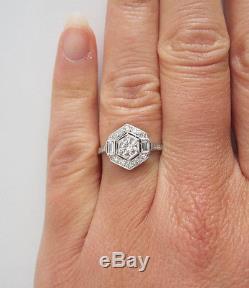 Bague À Diamants De Style Art Déco, 0.90ct En Or Blanc À 18 Carats