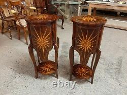 Belle Paire De Tables De Chevet Incrustées Vintage / Tables De Chevet En Bon État