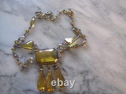 Collier en verre jaune facetté tchèque de style Art Déco antique