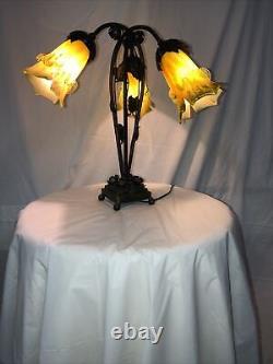 Lampe De Table En Fer Forgé À La Main Art Deco Stl 3 Nuances De Verre Soufflé Vert Clair