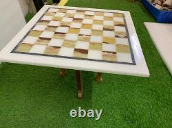 Plateau de table d'échecs en marbre fait à la main avec incrustations de mosaïque en pierres semi-précieuses, jeu d'échecs