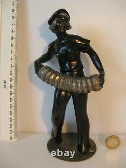 Rare Vintage Style Hagenauer Art Déco Métal Figurine Lady Squeeze Box