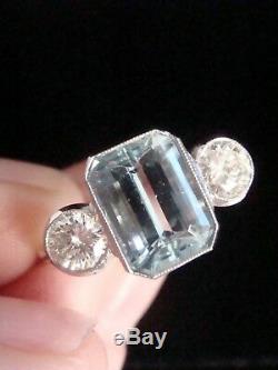 Style Art Déco 1.80ct Aquamarine Platine Et Diamant 0.62ct 3 Stone Ring