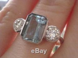 Style Art Déco 1.80ct Aquamarine Platine Et Diamant 0.62ct 3 Stone Ring