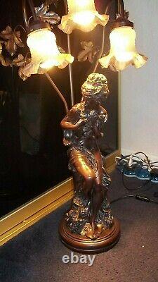 Superbe Style Art Déco Très Grande Lampe Lady Avec Finition Effet Bronze 33