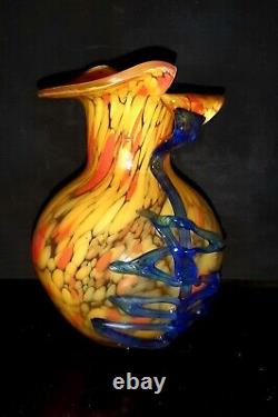 Superbe vase en verre multicolore de style art déco tchèque/bohémien des années 1930.