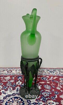 Vase à fleurs en métal et verre de style Art Déco