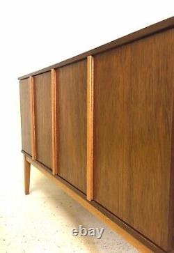 Vintage Rétro MID Century Danois Ère 1960 Compact Teck Sideboard Lp Cabinet (a)